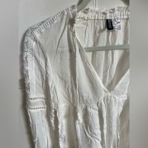H&M White blouse